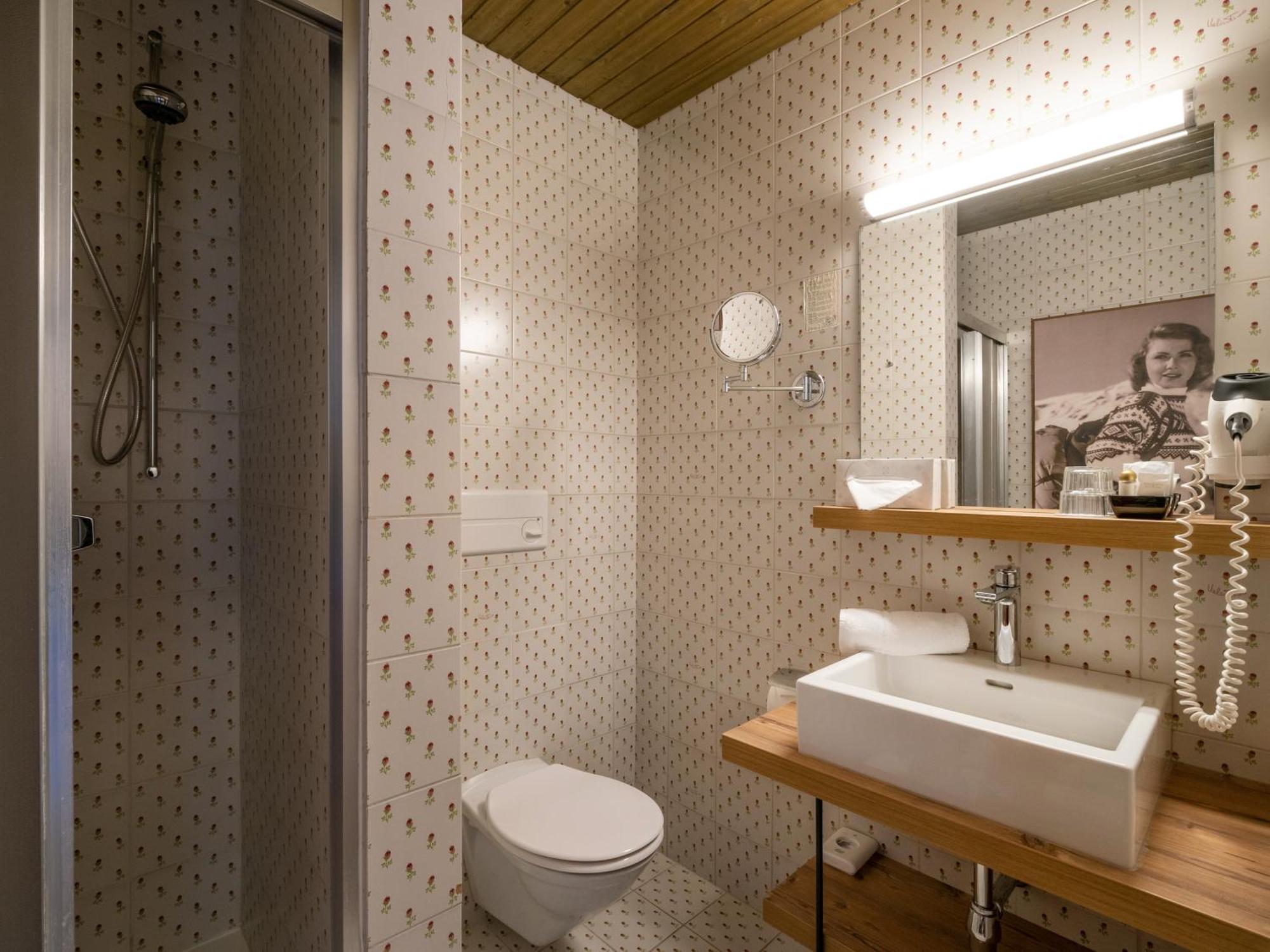 Austria Hotel 4*